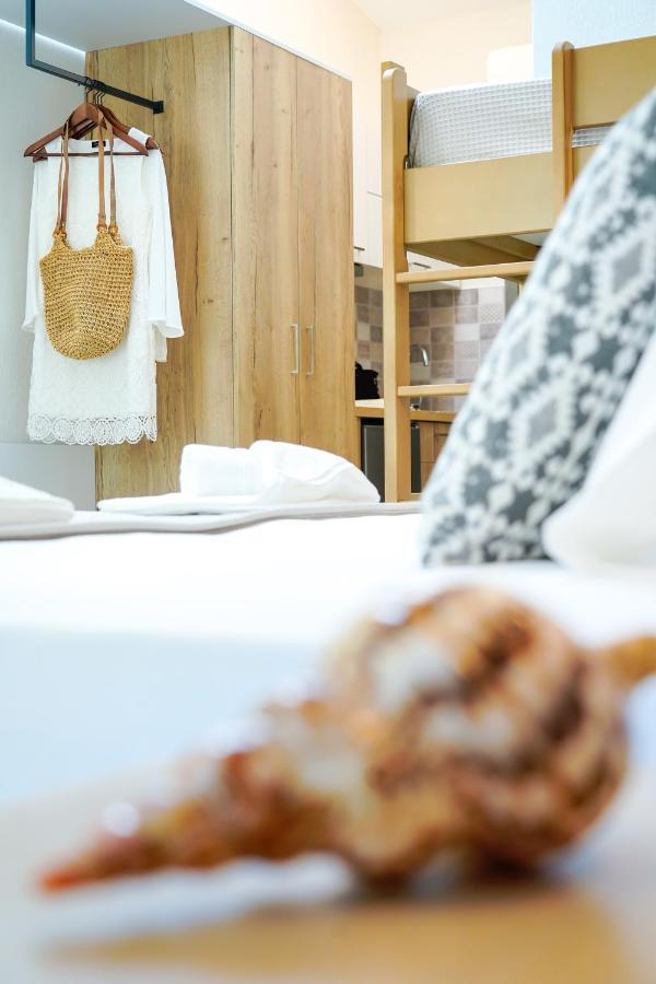 Aquamarine Luxury Rooms Thassos Esterno foto