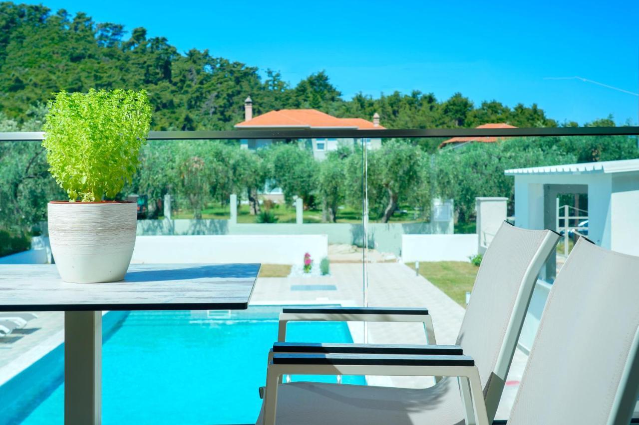Aquamarine Luxury Rooms Thassos Esterno foto