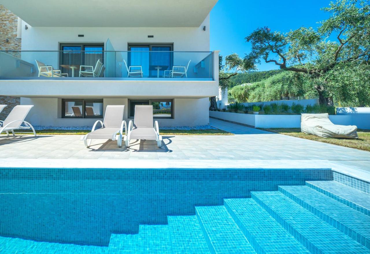 Aquamarine Luxury Rooms Thassos Esterno foto